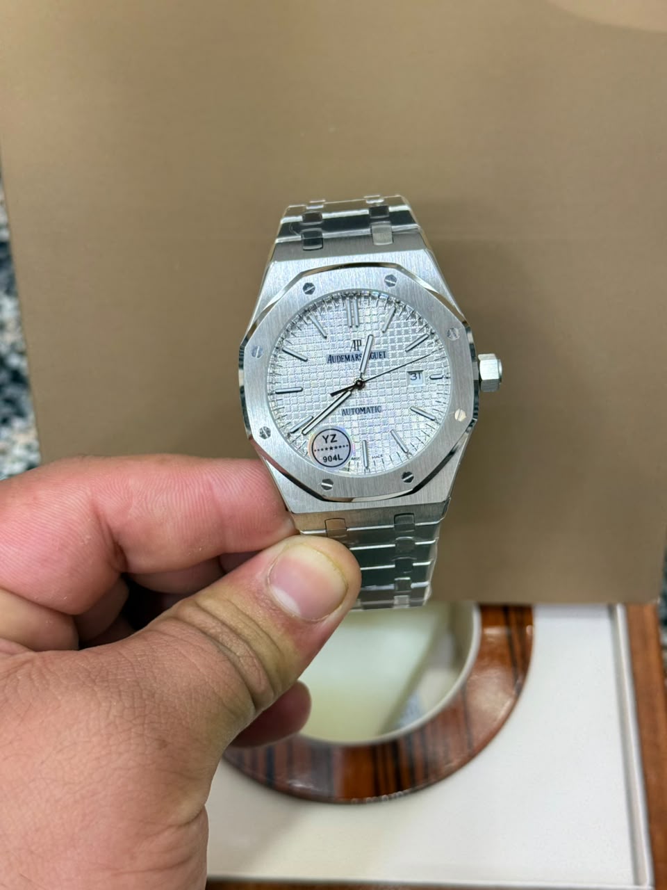 Audemars Piguet Royal Oak Style Automatic Watch – Silver Dial