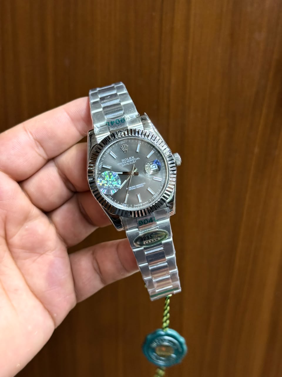 Luxury Green Dial Datejust-Style Men’s Watch – Fluted Bezel & Stainless Steel Bracelet